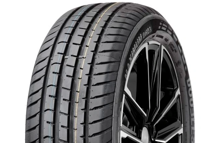 Doublestar MAXIMUM DH03 215/50R17 95W